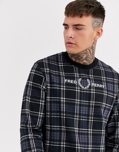 Черный свитшот в клетку тартан с вышитым логотипом Fred Perry
