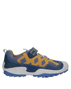 Низкие кеды и кроссовки Geox