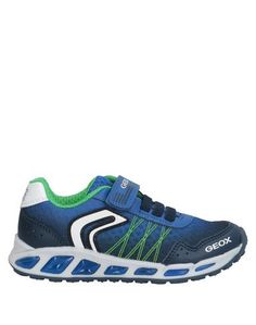 Низкие кеды и кроссовки Geox