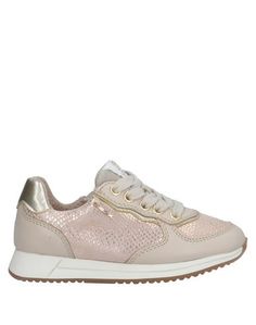 Низкие кеды и кроссовки Geox