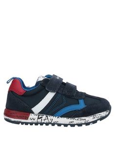Низкие кеды и кроссовки Geox
