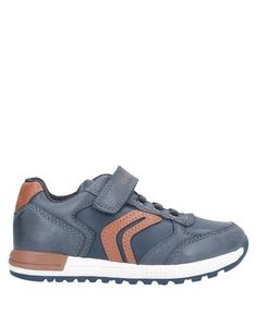 Низкие кеды и кроссовки Geox