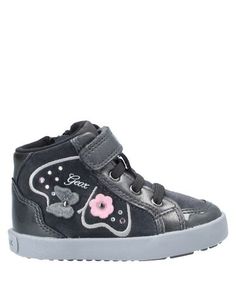Низкие кеды и кроссовки Geox