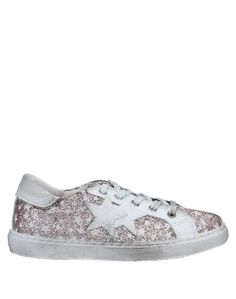 Низкие кеды и кроссовки 2 Star