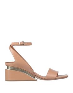 Сандалии VIC MatiĒ