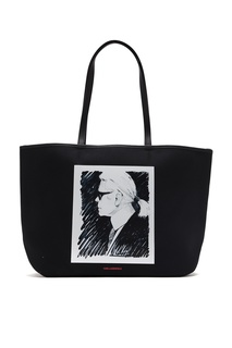 Черная сумка-тоут с графичным портретом Karl Lagerfeld