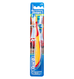 Зубная щетка Oral-B Stages 3
