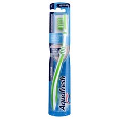 Зубная щетка Aquafresh In-Between Clean, средней жесткости, зеленый