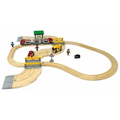 Brio Стартовый набор из 33 элементов с переездом и станцией, 33209