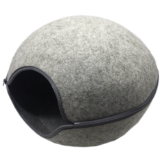 Домик для кошек Fauna International Timeo 46х46х32.5 см серый