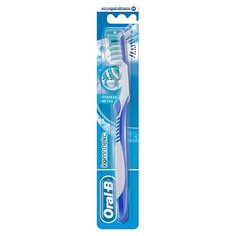 Зубная щетка Oral-B Комплекс Глубокая чистка: средней жесткости, синий