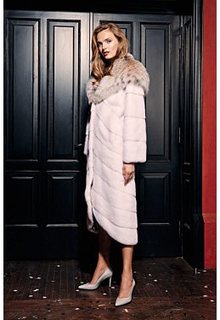 Шуба из аукционного меха норки KOPENHAGEN FUR с отделкой мехом рыси Emfasi Pelle