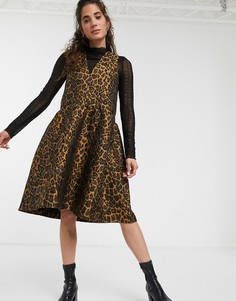 Приталенное платье без рукавов с леопардовым принтом In Wear-Золотой