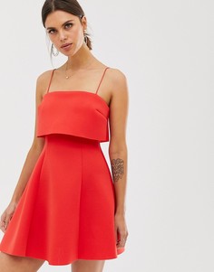 Короткое приталенное платье мини ASOS DESIGN-Красный