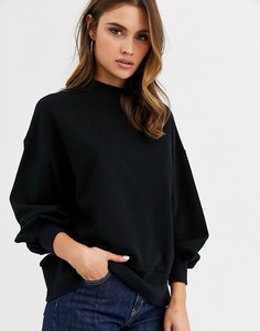 Черный oversize-свитшот с широкими рукавами ASOS DESIGN