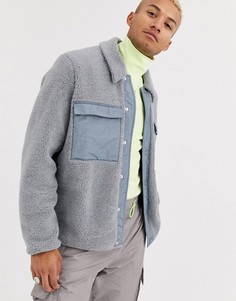 Серая плюшевая куртка с карманами ASOS DESIGN-Серый