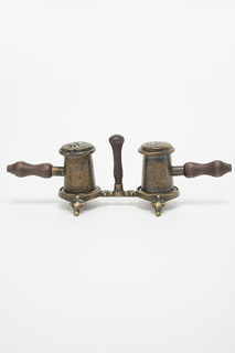 Солонка и перечница Stilars