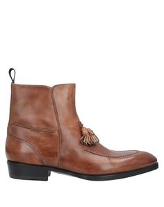 Полусапоги и высокие ботинки Santoni