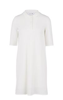 Белое платье с плиссированной спинкой Lacoste