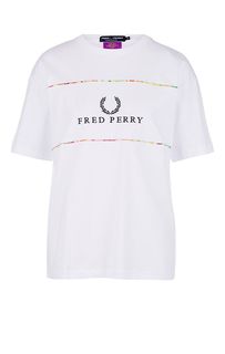 Белая футболка из хлопка с вышивкой Fred Perry