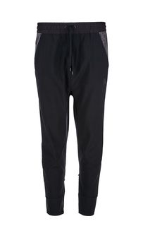 Зауженные черные брюки в спортивном стиле Reebok Classic