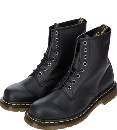 Высокие кожаные ботинки черного цвета Dr. Martens