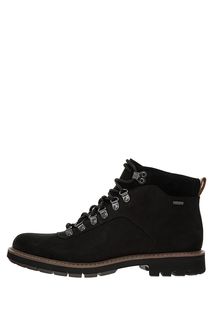 Утепленные черные ботинки из нубука Clarks