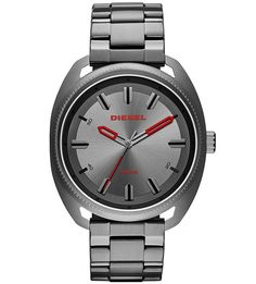 Часы круглой формы с металлическим браслетом Diesel