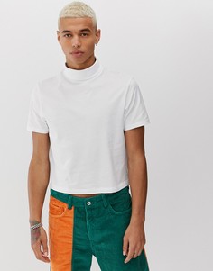 Белая короткая трикотажная водолазка ASOS DESIGN-Белый