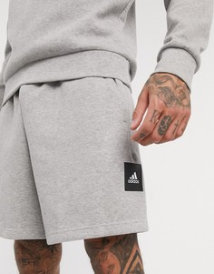 Серые меланжевые шорты с логотипом adidas-Серый
