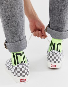 Ярко-желтые спортивные носки с надписью ASOS DESIGN-Желтый