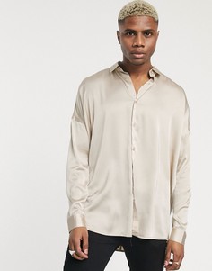 Атласная длинная oversize-рубашка с заниженной линией плеч ASOS DESIGN-Бежевый