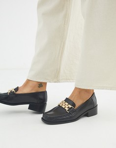 Черные лоферы с квадратным носком и цепочкой ASOS DESIGN-Черный