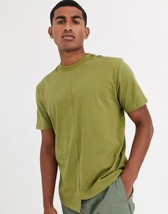 Свободная длинная футболка цвета хаки с асимметричными краями ASOS DESIGN-Зеленый