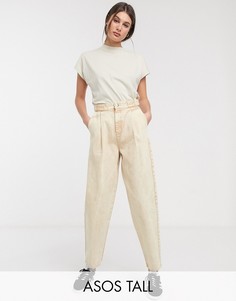 Суженные книзу джинсы бойфренда с поясом и D-образной пряжкой ASOS DESIGN Tall-Желтый