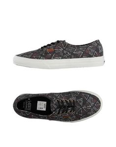 Низкие кеды и кроссовки Vans