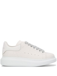 Alexander McQueen массивные кроссовки с блестками