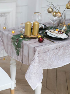 Скатерть Доляна Новогодний венок 145х120cm 4410013