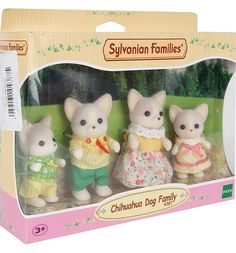 Игровой набор Sylvanian Families Жители страны Сильвании Семья Чихуахуа 8 и 6.5 см