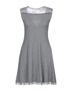 Короткое платье Kaos