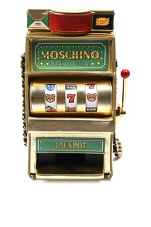 Сумка в виде игрового автомата Moschino