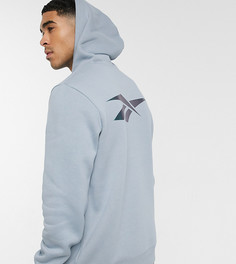 Худи серого цвета со светоотражающим принтом на спине Reebok Classics эксклюзивно для ASOS-Серый
