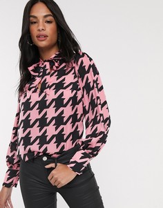 Розовая блузка в ломаную клетку с бантом River Island-Розовый