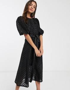 Платье миди из органзы в горошек с пышными рукавами и поясом ASOS DESIGN-Черный