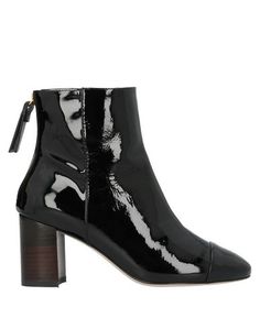 Полусапоги и высокие ботинки Stuart Weitzman