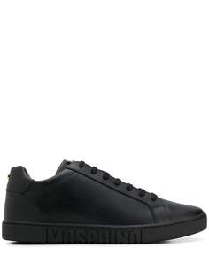 Moschino кроссовки на шнуровке
