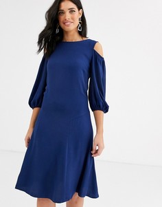 Короткое приталенное платье с вырезами на плечах Closet-Темно-синий
