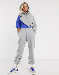 Серые джоггеры oversized Nike-Серый