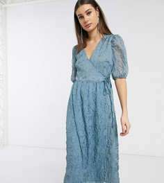 Фактурное платье мидакси с объемными рукавами и запахом Glamorous Tall-Синий