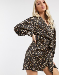 Атласное платье мини в горошек с запахом и драпировкой ASOS DESIGN-Мульти